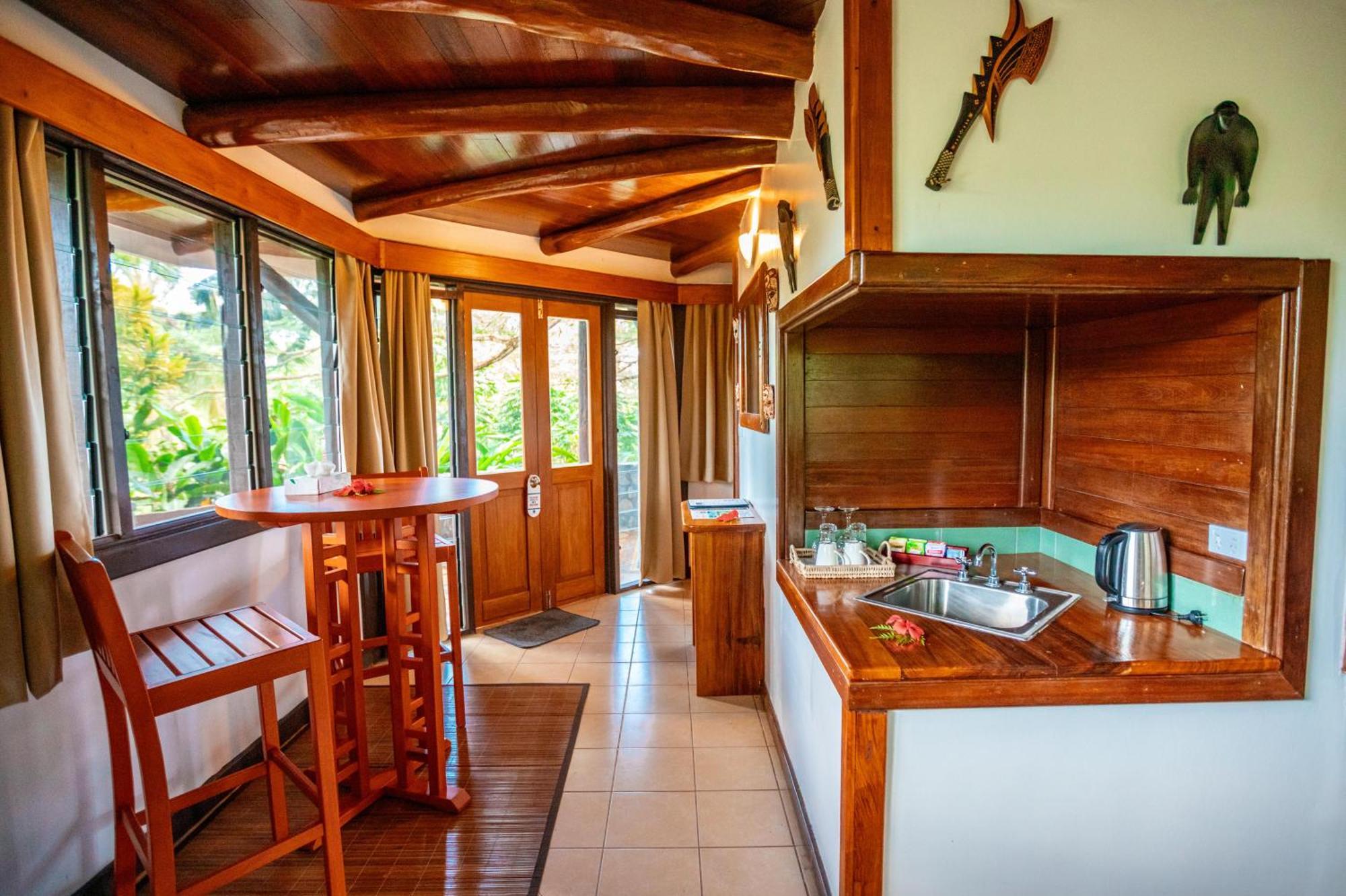 Koro Sun Resort & Rainforest Spa Savusavu Extérieur photo